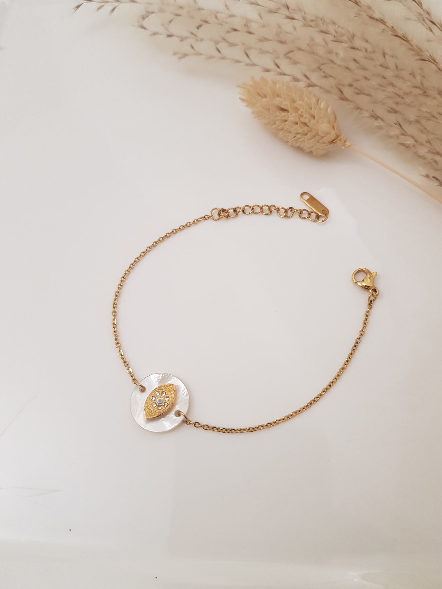Bracelet line