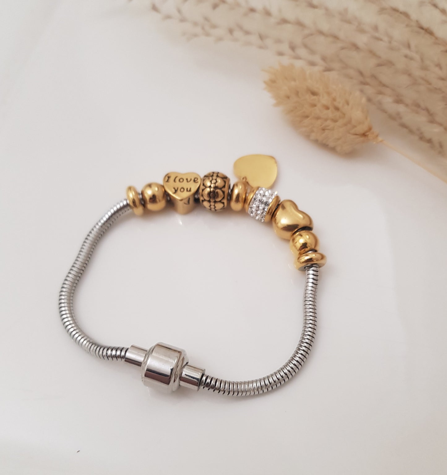 Bracelet love