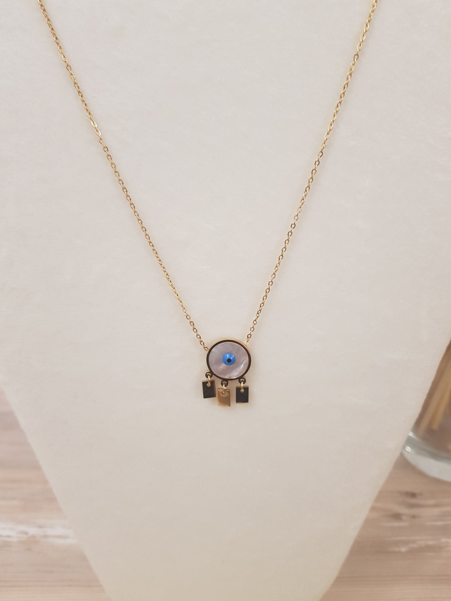 Collier oeil