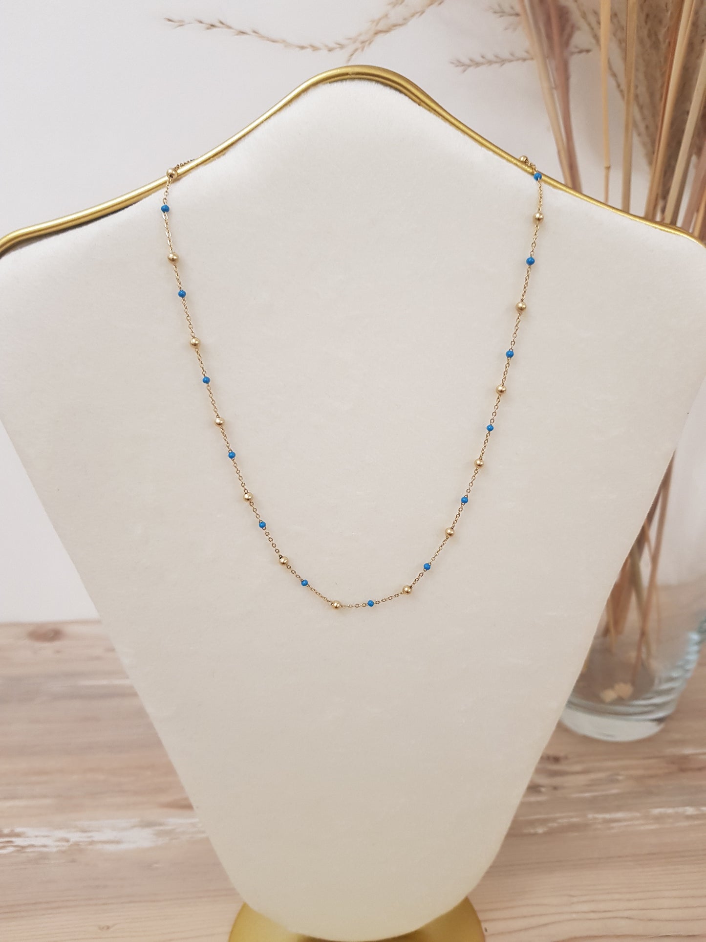 Collier shine